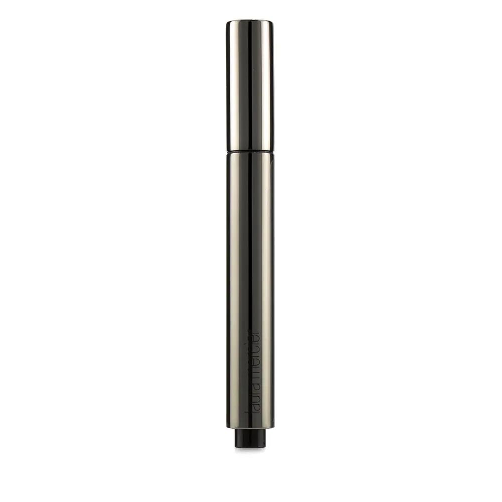 Candle Glow Concealer & Highlighter - 3 2.2ml/0.07oz
Candle Glow Concealer & Highlighter - 3 2.2ml/0.07oz