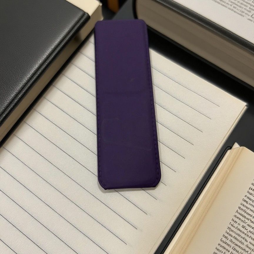 Solid-Color Minimalist Leather Phone Stand with Back Mount—Works for Both Landscape and Portrait Orientations midnight purple
Solid-Color Minimalist Leather Phone Stand with Back Mount—Works for Both Landscape and Portrait Orientations midnight purple