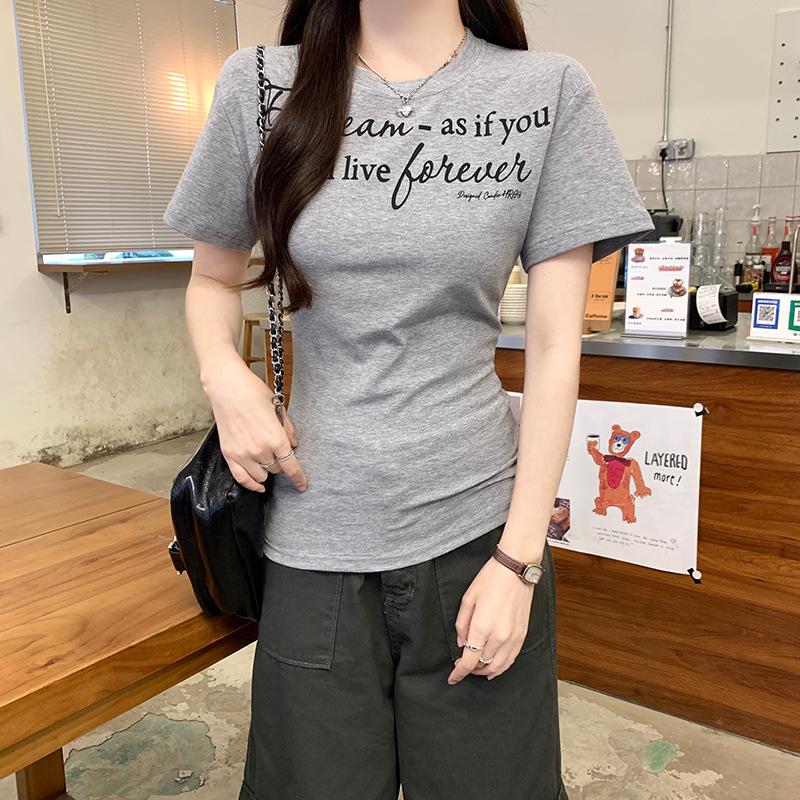 Women s Slimming Gray Letter Print T-Shirt - Short-Sleeved, Slim Waist, Trendy Design. M - Premium
Women s Slimming Gray Letter Print T-Shirt - Short-Sleeved, Slim Waist, Trendy Design. M - Premium