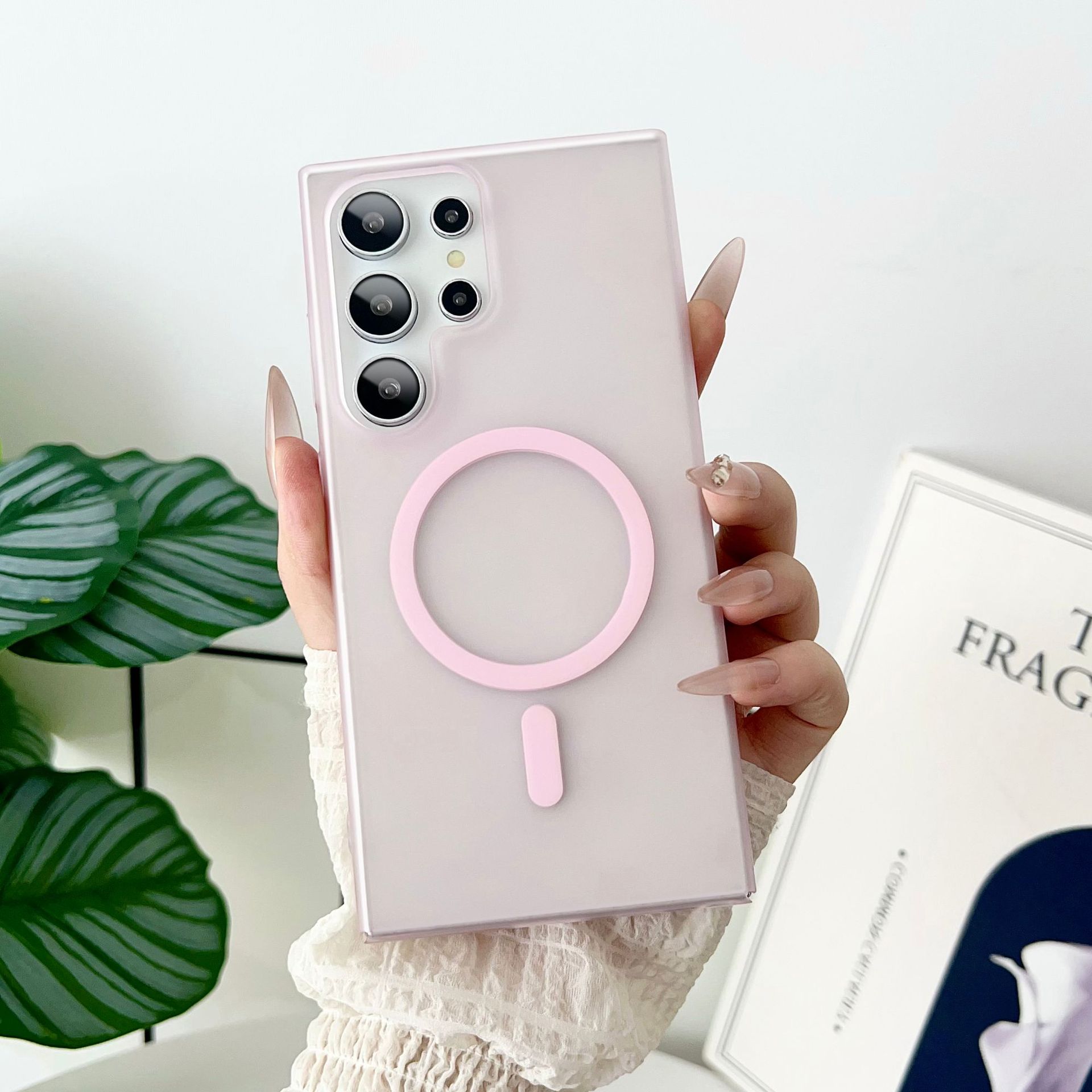 Матовый чехол Ice Fog с большим отверстием, приятный на ощупь, подходит для Samsung S24ultra, магнитный чехол для телефона S23plus, жесткий чехол A55A35 A56
Матовый чехол Ice Fog с большим отверстием, приятный на ощупь, подходит для Samsung S24ultra, магнитный чехол для телефона S23plus, жесткий чехол A55A35 A56