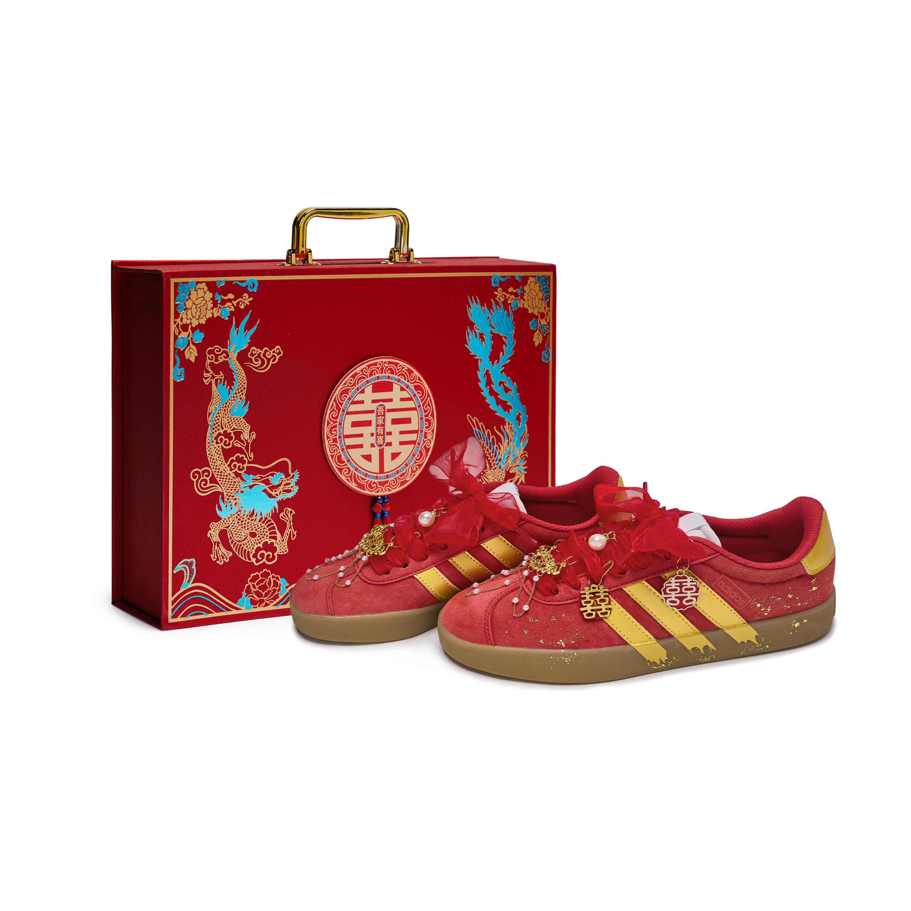 Adidas VL COURT 3.0 811 Manufacturing, Golden Joy Month, Gift Box Low top German Army Trainers Women s Red Gold JP5327(Team80-S-BOX) 39⅓
Adidas VL COURT 3.0 811 Manufacturing, Golden Joy Month, Gift Box Low top German Army Trainers Women s Red Gold JP5327(Team80-S-BOX) 39⅓