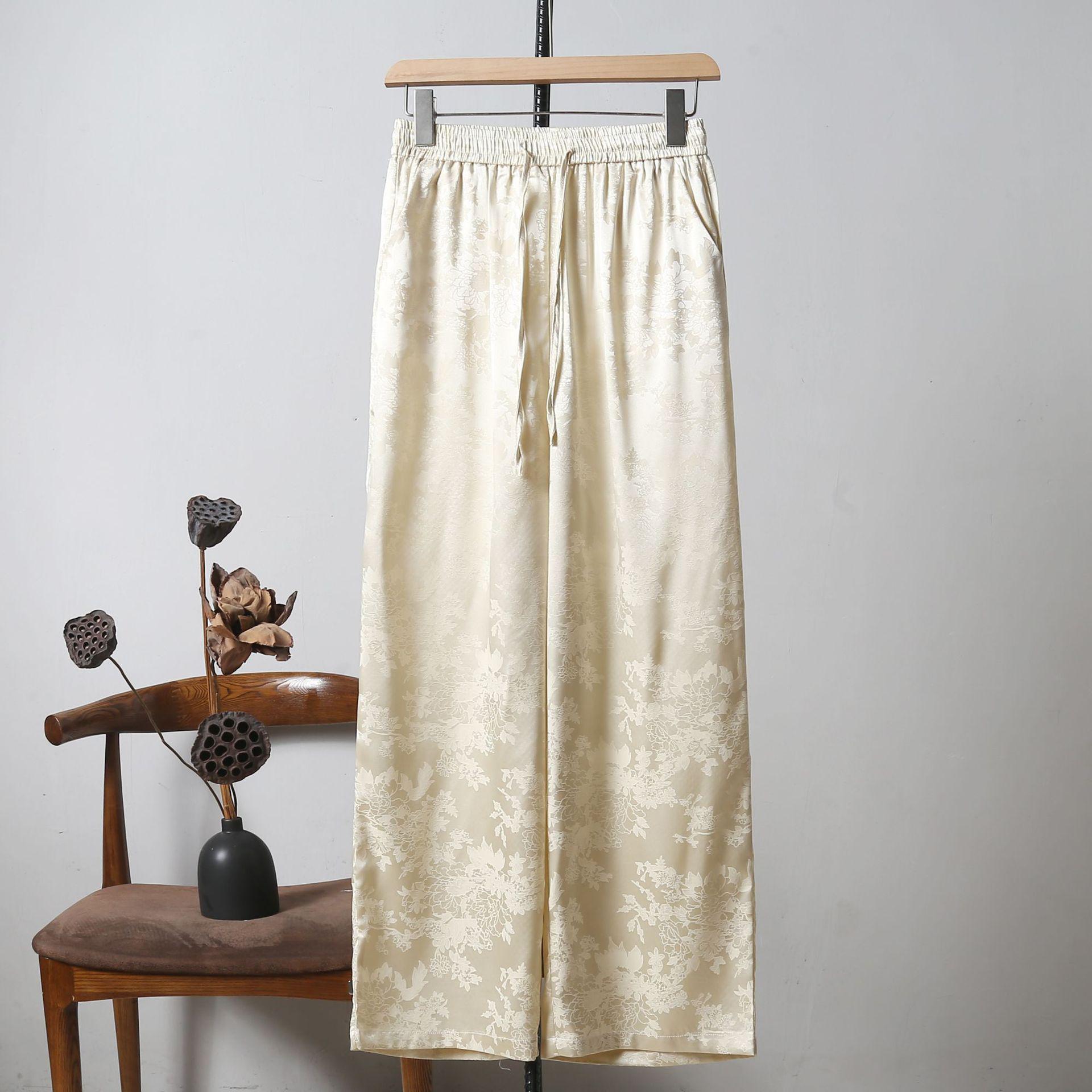 Women s High-Waist Jacquard Straight-Leg Pants - Loose, Slimming, Casual Spring/Summer Wear for Middle-Aged Women. XXXL for 125-135 jin чорний
Women s High-Waist Jacquard Straight-Leg Pants - Loose, Slimming, Casual Spring/Summer Wear for Middle-Aged Women. XXXL for 125-135 jin чорний