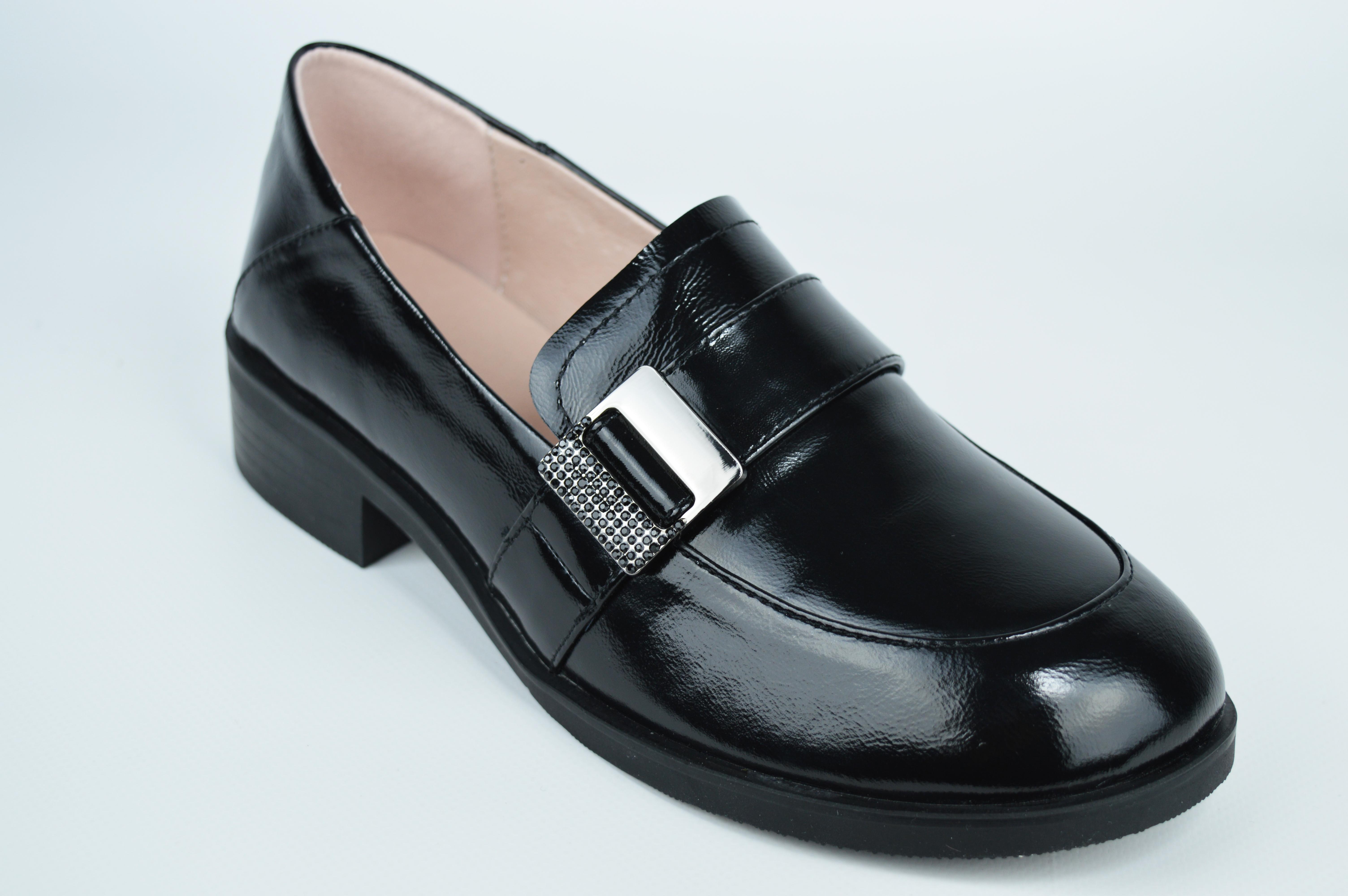 Туфлі жіночі Berkonty 81971 36 Чорний шкіра масло 37 чорний
Туфлі жіночі Berkonty 81971 36 Чорний шкіра масло 37 чорний