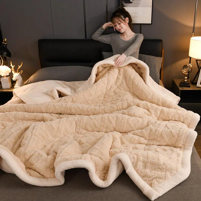 New Tuff fleece blanket winter thickened blanket quilt coral lamb fleece blanket sofa nap office lunch break 1.2x2.0m 1pcs
New Tuff fleece blanket winter thickened blanket quilt coral lamb fleece blanket sofa nap office lunch break 1.2x2.0m 1pcs