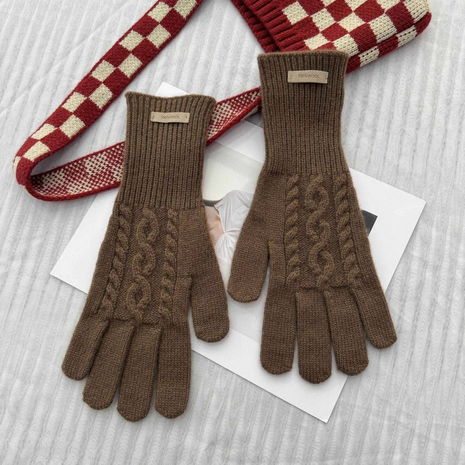 Рукавички зі 100% чистої вовни Жіночі зимові однотонні теплі рукавички Жіночі рукавички Inspremium Twist із сенсорним екраном One size
Рукавички зі 100% чистої вовни Жіночі зимові однотонні теплі рукавички Жіночі рукавички Inspremium Twist із сенсорним екраном One size