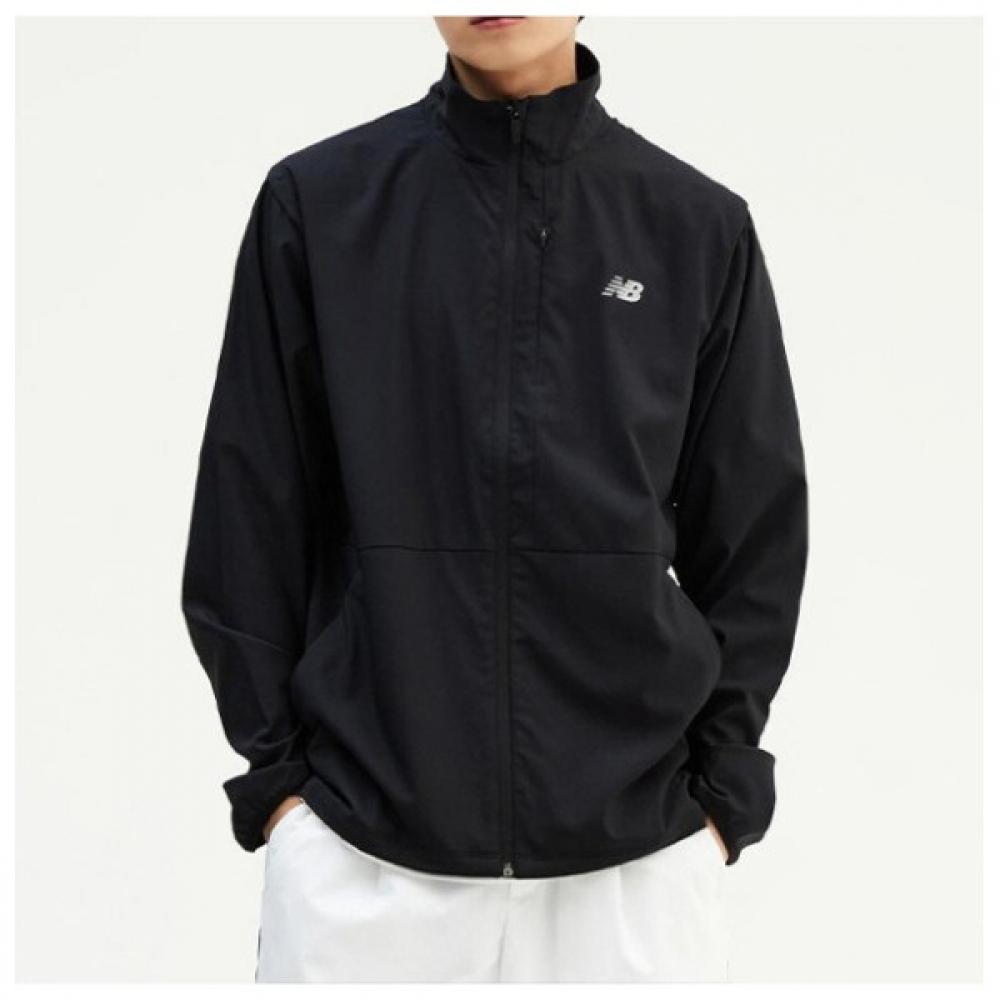 New Balance Windbreaker Lqj Nbmde2p041 19 Mj41062 Men Stretch Woven Jacket Black series/100
New Balance Windbreaker Lqj Nbmde2p041 19 Mj41062 Men Stretch Woven Jacket Black series/100