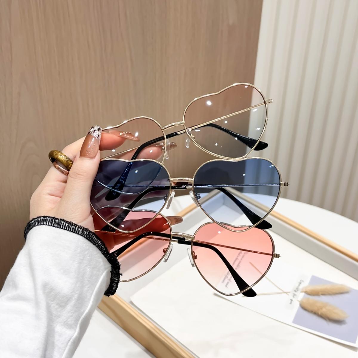 3pcs European and American retro fashion Y2K sunglasses for summer sun shading, sun protection, UV protection, lightweight sungl
3pcs European and American retro fashion Y2K sunglasses for summer sun shading, sun protection, UV protection, lightweight sungl