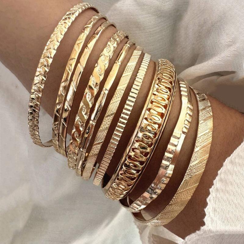 10pcs Fashion Gold Color Textured Bangle Set For Women Boho Minimalist Adjustable Layered Wristband Twist Bracelet Daily Jewelry
10pcs Fashion Gold Color Textured Bangle Set For Women Boho Minimalist Adjustable Layered Wristband Twist Bracelet Daily Jewelry