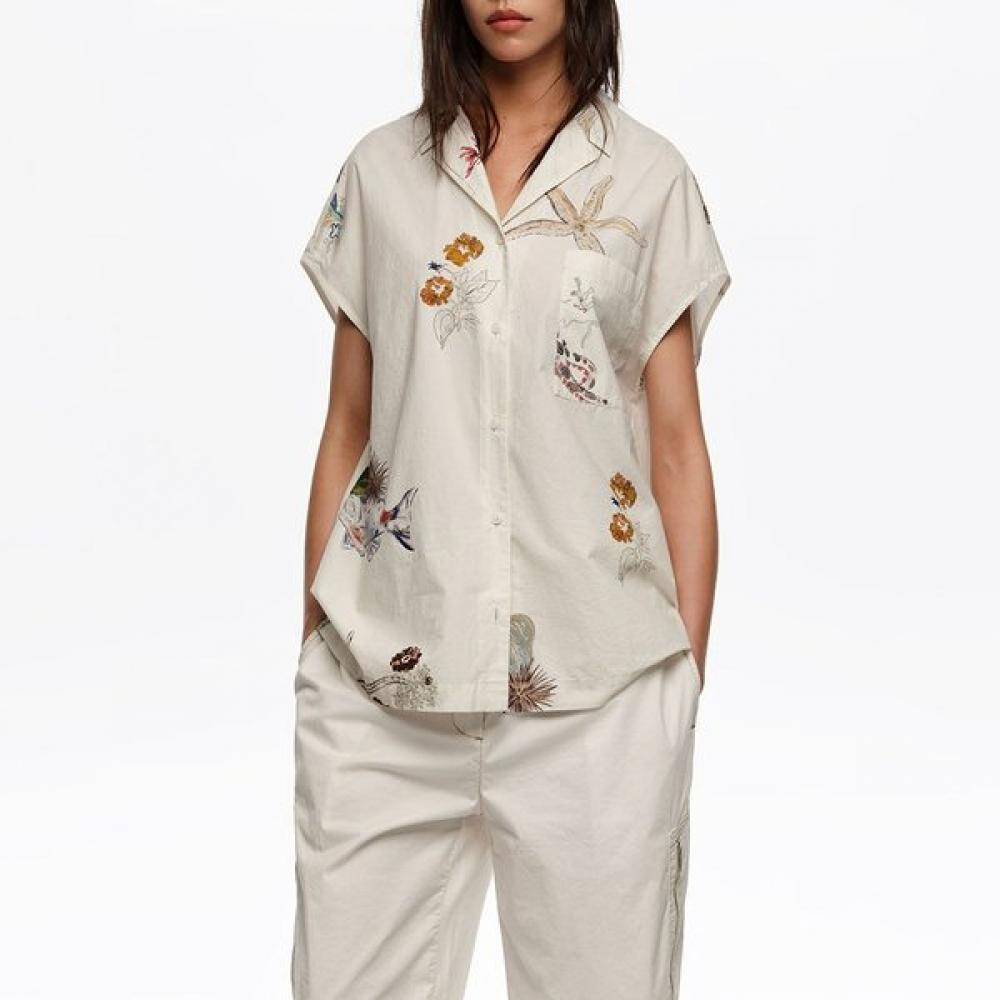 Bimba Y Lola Cotton Cape Shirt White B265awb012whb White/S
Bimba Y Lola Cotton Cape Shirt White B265awb012whb White/S