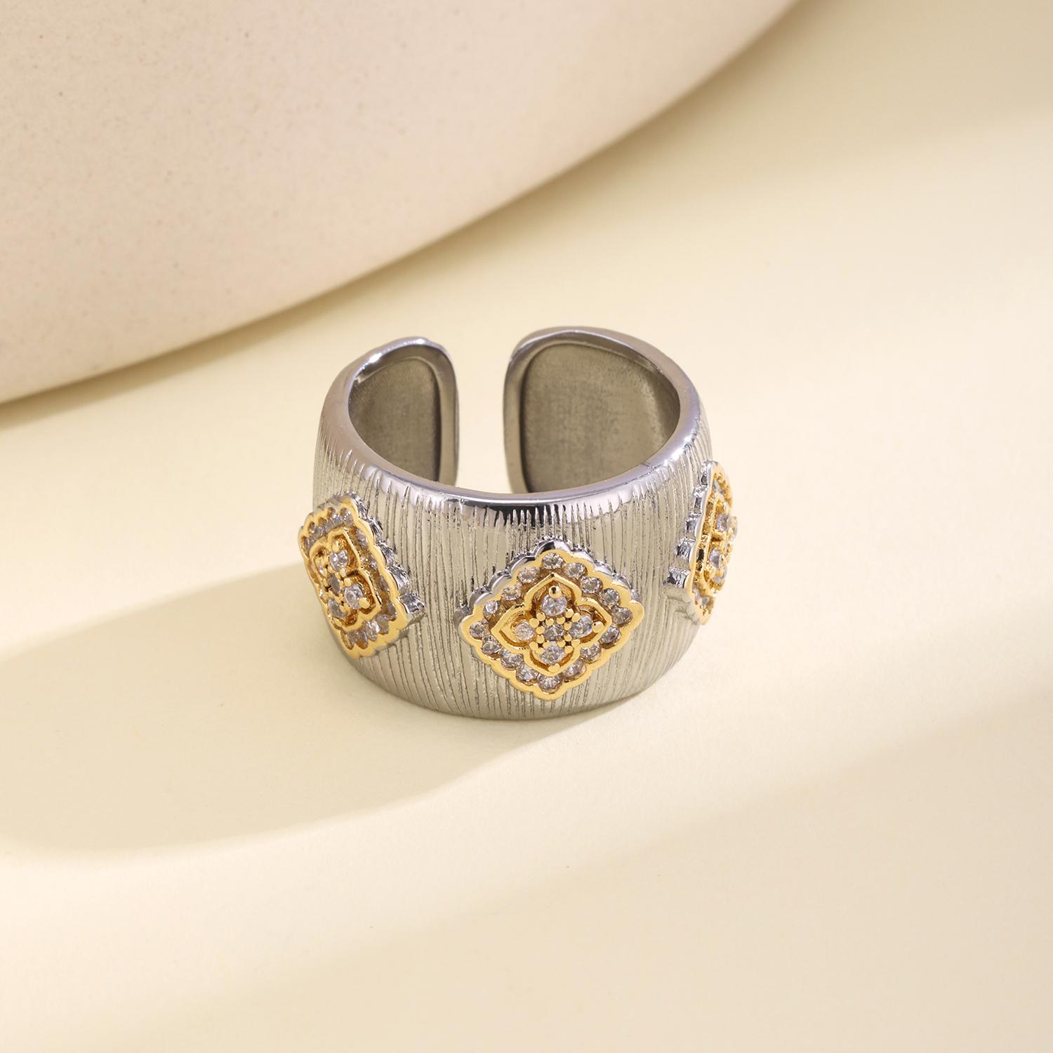 Nidin Vintage Two-Tone Wide Band Ring Flower Crystal Zircon Light Luxury Textured Cuff Ring For Women Elegant Party Jewelry Gift resizable
Nidin Vintage Two-Tone Wide Band Ring Flower Crystal Zircon Light Luxury Textured Cuff Ring For Women Elegant Party Jewelry Gift resizable