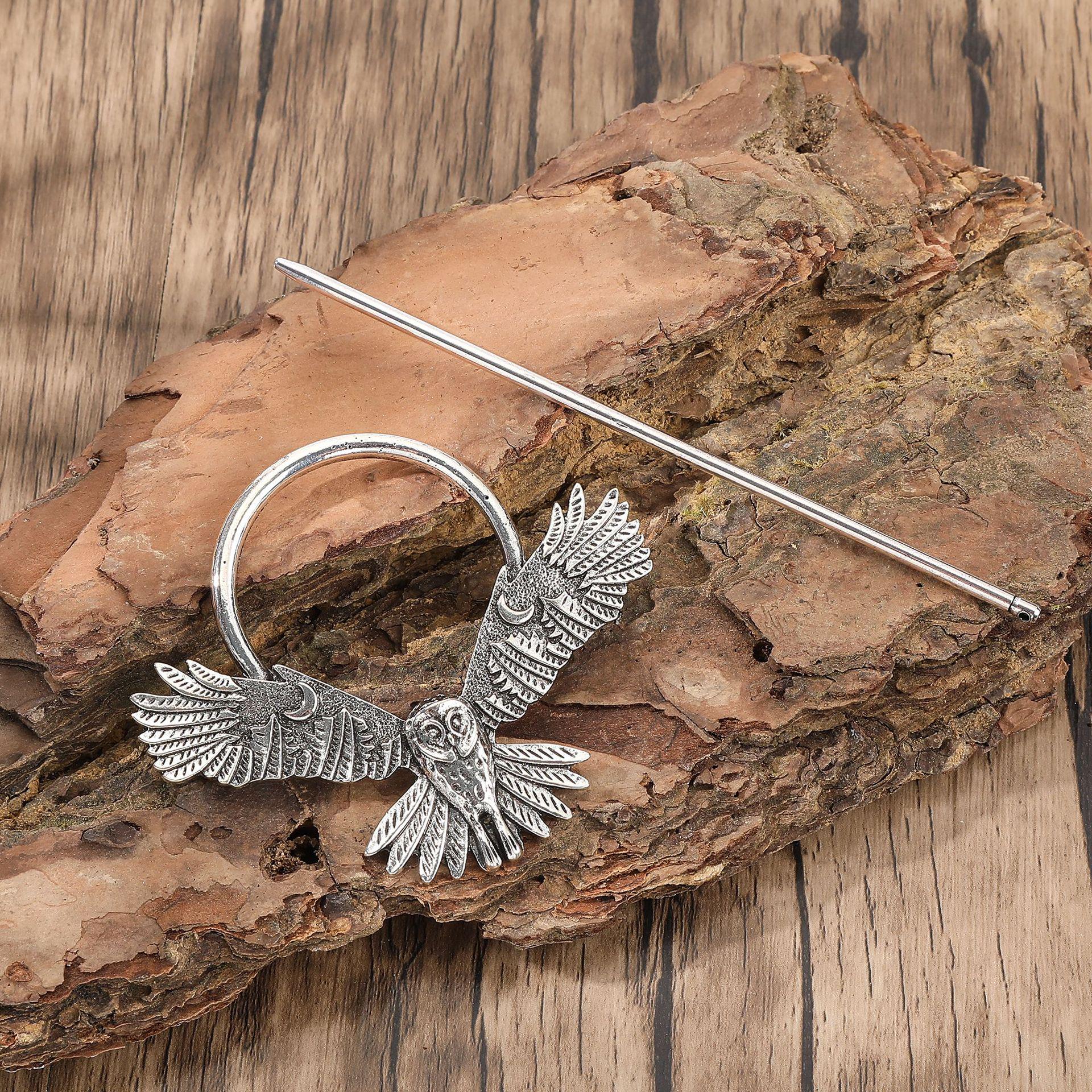 Модная ретро заколка для волос в виде совы викинга и луны
Модная ретро заколка для волос в виде совы викинга и луны