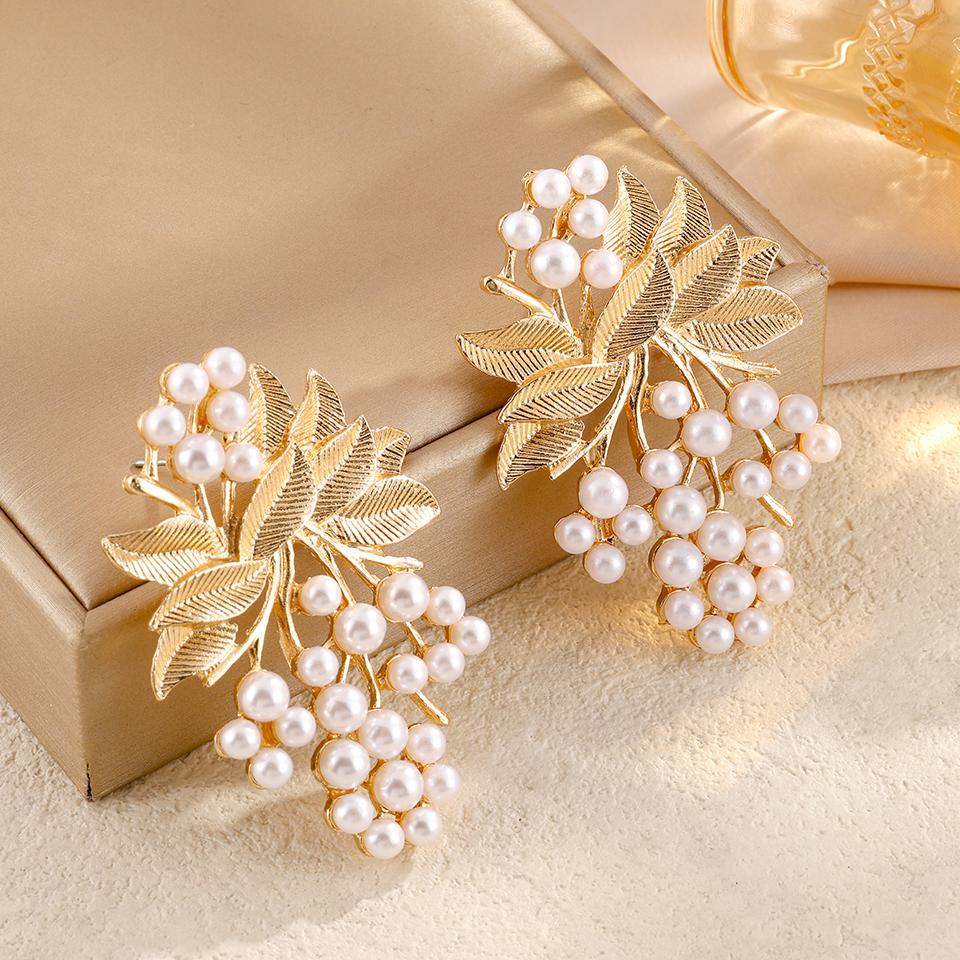 Yupsk Exquisite Butterfly Flower Pendant Earrings Golden Vintage Earring Fashion Wedding Party Jewelry Accessories
Yupsk Exquisite Butterfly Flower Pendant Earrings Golden Vintage Earring Fashion Wedding Party Jewelry Accessories
