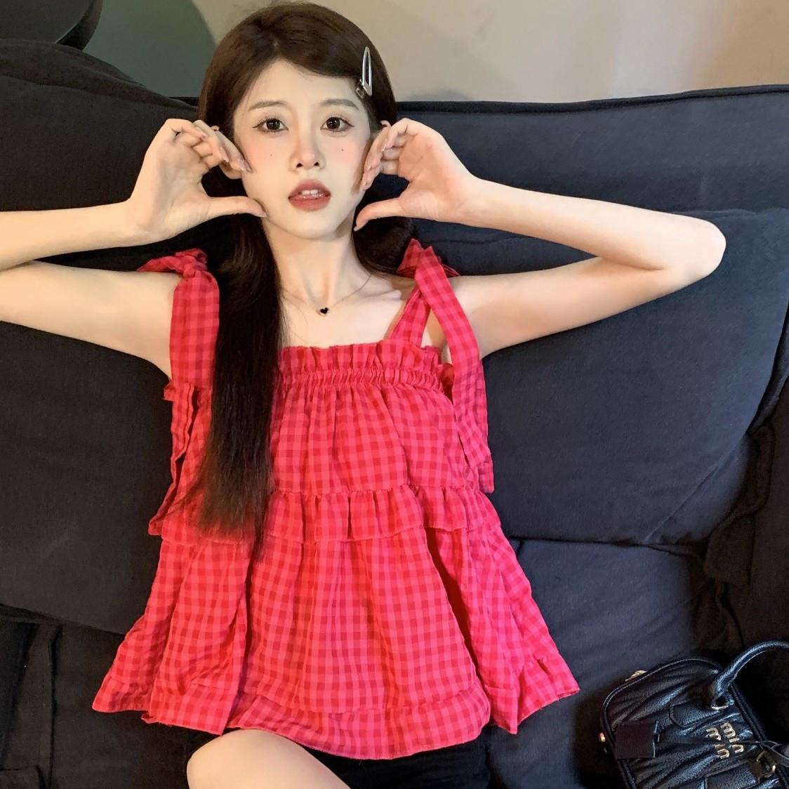 Женский кружевной топ-камезоль на шнуровке в клетку с бантом - Уникальный летний топ без рукавов S (up to 45 kg)
Женский кружевной топ-камезоль на шнуровке в клетку с бантом - Уникальный летний топ без рукавов S (up to 45 kg)