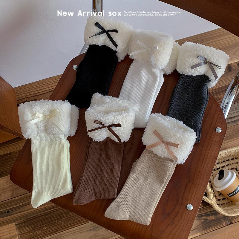 Female Autumn and Winter Warm Bowknot Lovely Tube Cotton Socks 1 pair чорний
Female Autumn and Winter Warm Bowknot Lovely Tube Cotton Socks 1 pair чорний