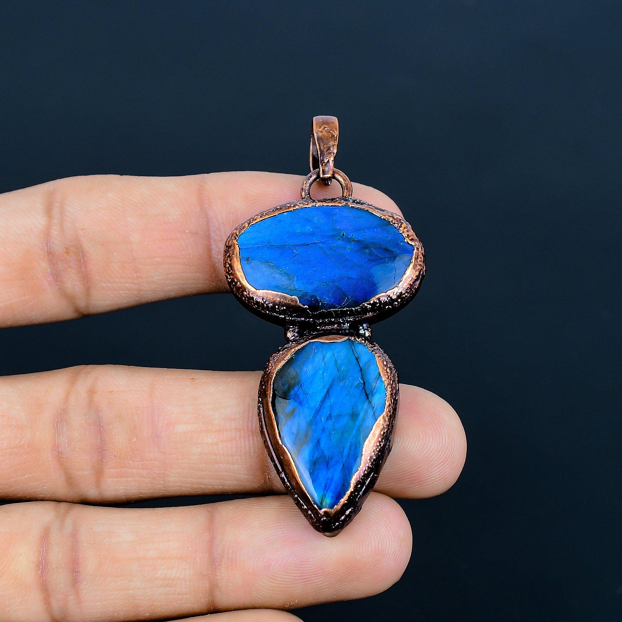 Labradorite Copper Electroformed Silver Pendant, Handmade Gemstone Pendant , Gift For Mom Antique Jewelry 2.55 Inches
Labradorite Copper Electroformed Silver Pendant, Handmade Gemstone Pendant , Gift For Mom Antique Jewelry 2.55 Inches