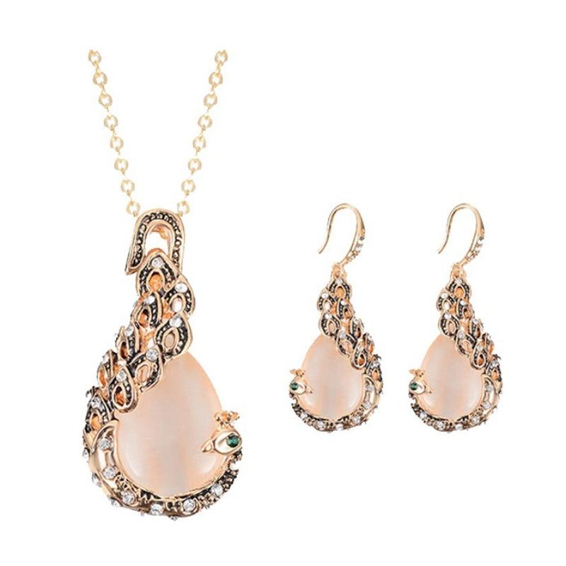Vintage Diamond Studded Cat Eye Stone Water Droplet Necklace Earrings Creative Womens Jewelry Set Fashion Cat Eye Stone Necklace A
Vintage Diamond Studded Cat Eye Stone Water Droplet Necklace Earrings Creative Womens Jewelry Set Fashion Cat Eye Stone Necklace A