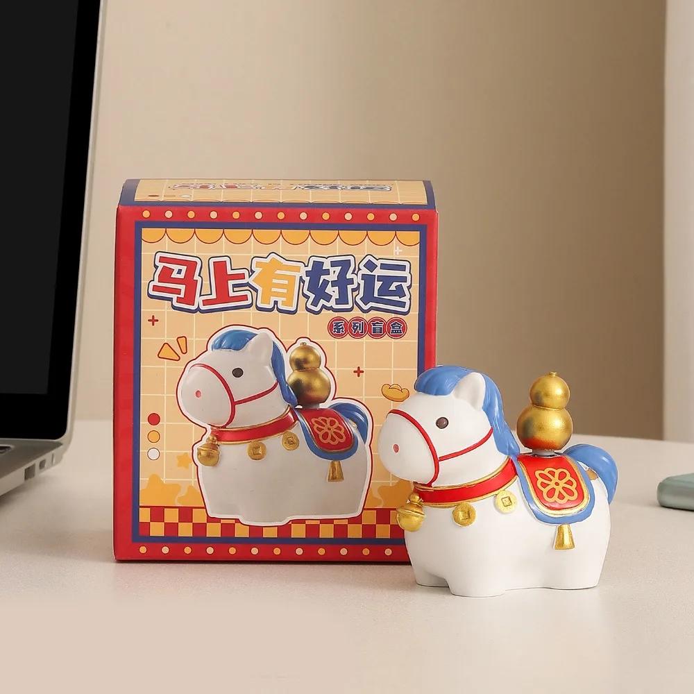 Resin Rotatable Pony Figurine Vivid Design Unique Zodiac Horse Figurines Exquisite Cartoon Horse Shape Ornament Chinese New Year
Resin Rotatable Pony Figurine Vivid Design Unique Zodiac Horse Figurines Exquisite Cartoon Horse Shape Ornament Chinese New Year