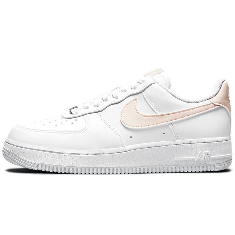 Жіночі кросівки Nike Air Force 1 Next Nature White Pale Coral DC9486-100 40.5
Жіночі кросівки Nike Air Force 1 Next Nature White Pale Coral DC9486-100 40.5
