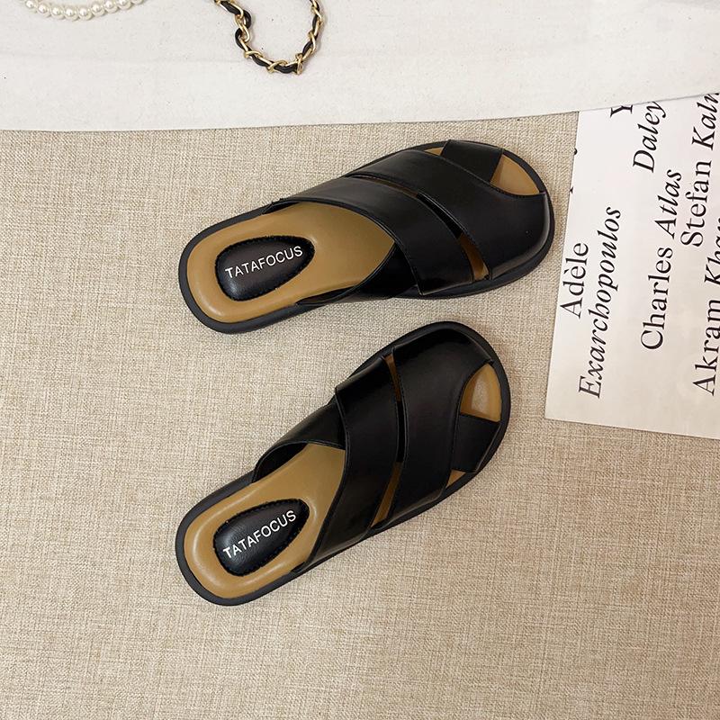 Leather bag head half drag women s summer wear breathable 2025 new versatile hollow cool slippers flat bottom with skirt one-word drag 35
Leather bag head half drag women s summer wear breathable 2025 new versatile hollow cool slippers flat bottom with skirt one-word drag 35