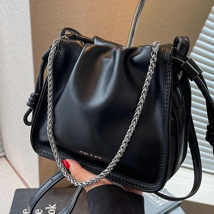 Сумка нишевого дизайна для женской сумки, новая модная и высококачественная плиссированная сумка через плечо, универсальная сумка через плечо
Сумка нишевого дизайна для женской сумки, новая модная и высококачественная плиссированная сумка через плечо, универсальная сумка через плечо