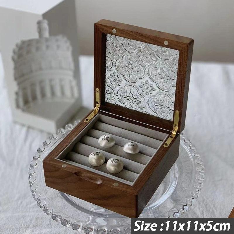 Wooden Jewelry Display Stand Vintage Necklace Display Rack Counter Earring Bracelet Storage Holder Live Streaming Shooting Props
Wooden Jewelry Display Stand Vintage Necklace Display Rack Counter Earring Bracelet Storage Holder Live Streaming Shooting Props