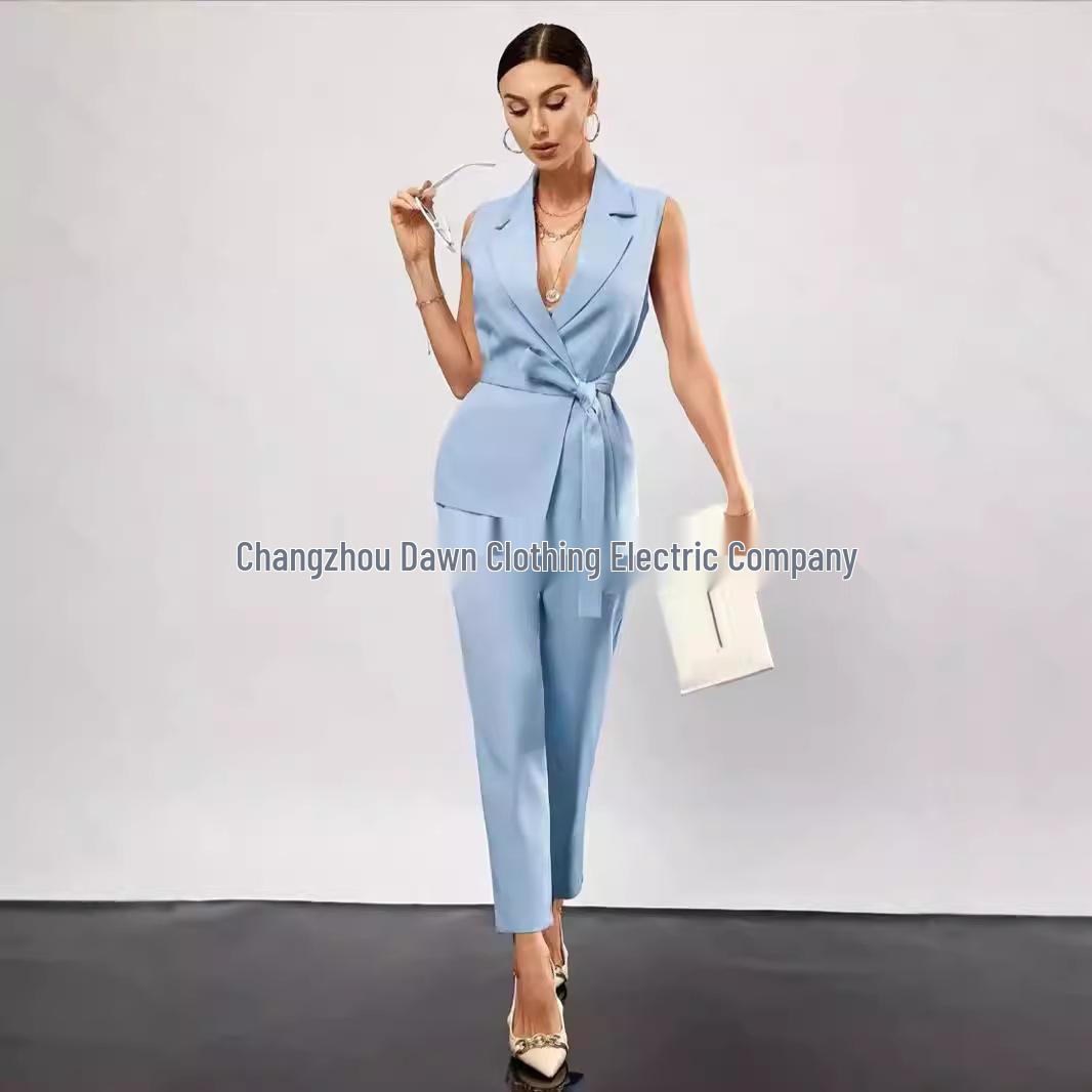 Женский летний комплект-двойка 2025: жилет-блейзер и брюки широкого кроя Extra Large светло-синий
Женский летний комплект-двойка 2025: жилет-блейзер и брюки широкого кроя Extra Large светло-синий