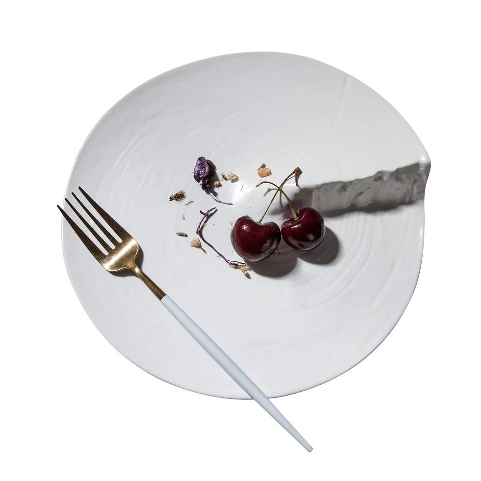 Japanese tableware ceramic plate high value characteristic hotel Western Restaurant steak dinner plate 8.25 inches
Japanese tableware ceramic plate high value characteristic hotel Western Restaurant steak dinner plate 8.25 inches