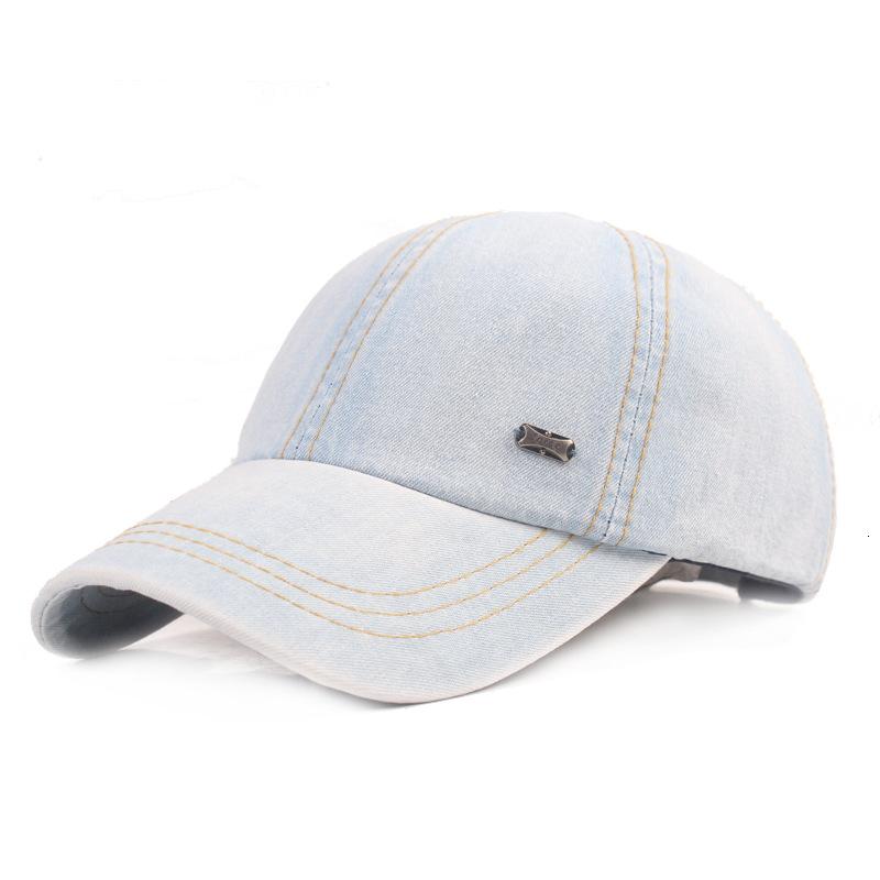 Vintage Denim Baseball Cap with Metal Badge Adjustable Washed Cotton Dad Hat adjustable світло-синій колір
Vintage Denim Baseball Cap with Metal Badge Adjustable Washed Cotton Dad Hat adjustable світло-синій колір
