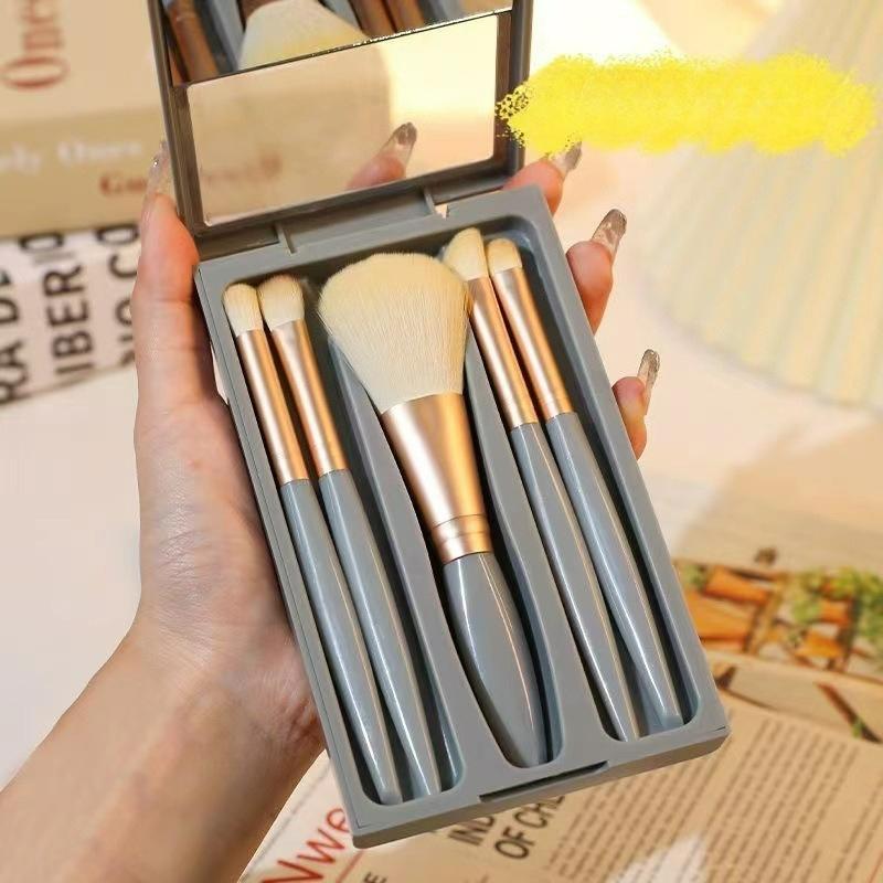 5-Piece Makeup Brush With Mirror Portable Box Eyeshadow Brush Loose Powder Brush Mini Multi-Function Full Set Of Beauty Brushes
5-Piece Makeup Brush With Mirror Portable Box Eyeshadow Brush Loose Powder Brush Mini Multi-Function Full Set Of Beauty Brushes