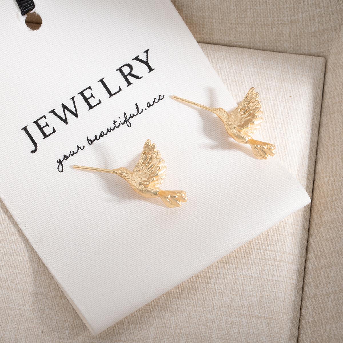 Серьги в стиле винтаж в виде птиц, имитация ретро-серьги Ins Wind Peace Dove Personality золотой
Серьги в стиле винтаж в виде птиц, имитация ретро-серьги Ins Wind Peace Dove Personality золотой