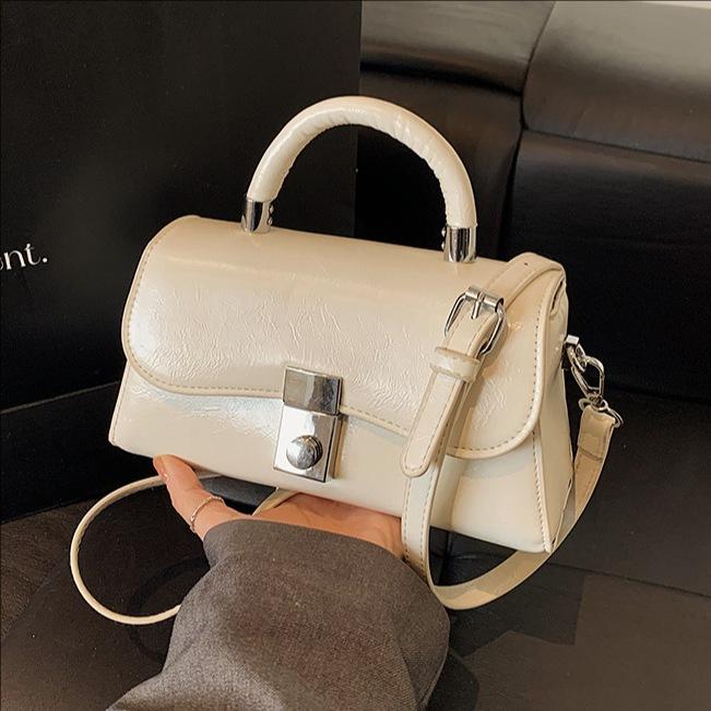 Simple And Versatile Portable Small Square Bag Women S Commuter Shoulder Bag Daily Matching Casual Messenger Bag чорний
Simple And Versatile Portable Small Square Bag Women S Commuter Shoulder Bag Daily Matching Casual Messenger Bag чорний