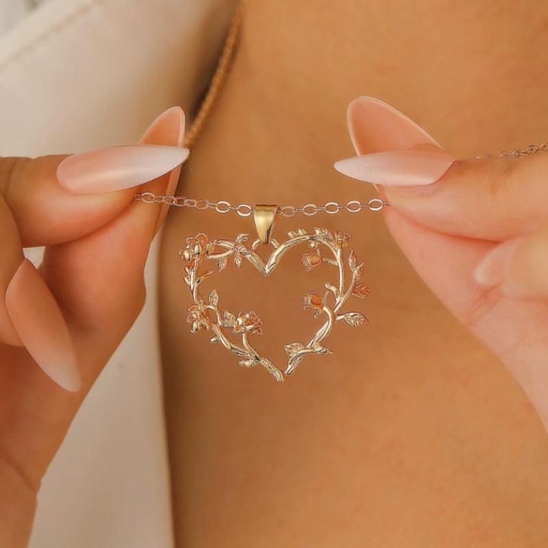 Fashion Gold Color Rose Heart-shape Pendant Necklace for Women Unique Ladies Banquet Zircon Valentine s Day Gift
Fashion Gold Color Rose Heart-shape Pendant Necklace for Women Unique Ladies Banquet Zircon Valentine s Day Gift
