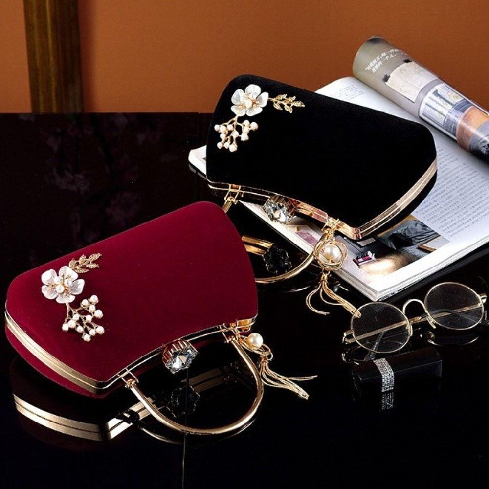 Rhinestone Velvet Dinner Handbag Flowers Bridal Clutch Bag Fashion Evening Banquet Bag Girl чорний
Rhinestone Velvet Dinner Handbag Flowers Bridal Clutch Bag Fashion Evening Banquet Bag Girl чорний