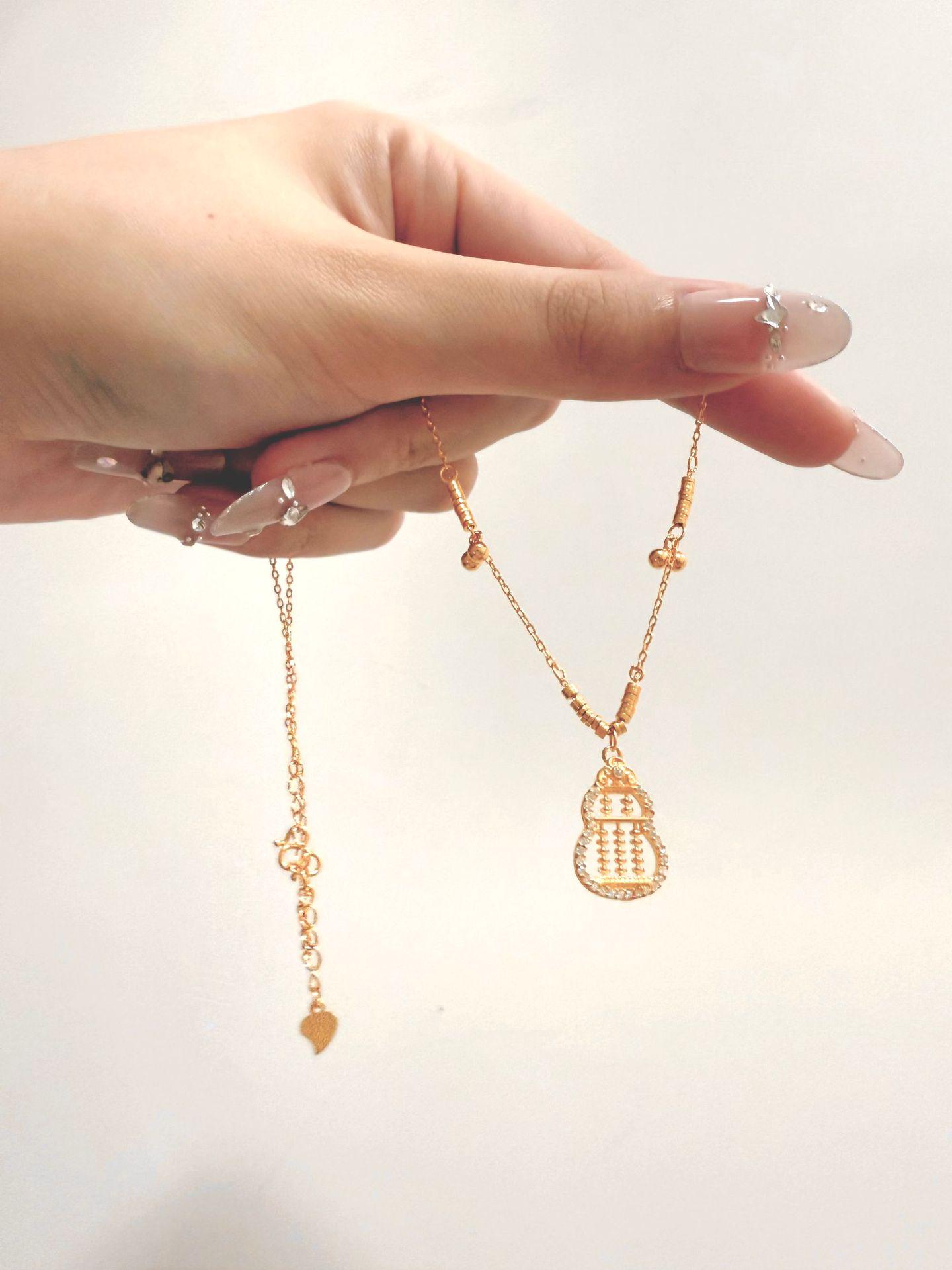 S925 Sterling Silver Ruyi Abacus Gourd Necklace: Elegant Women’s Chinese-Style Wealth-Attracting Clavicle Chain S925 Silver
S925 Sterling Silver Ruyi Abacus Gourd Necklace: Elegant Women’s Chinese-Style Wealth-Attracting Clavicle Chain S925 Silver