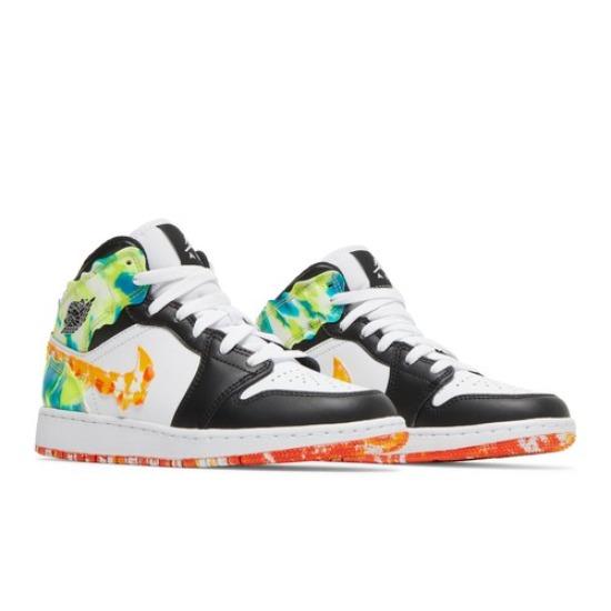 Air Jordan 1 Mid SE GS Drip Retro Sneakers Black White DJ6563-038 EU 37.5 помаранчевий/чорний
Air Jordan 1 Mid SE GS Drip Retro Sneakers Black White DJ6563-038 EU 37.5 помаранчевий/чорний