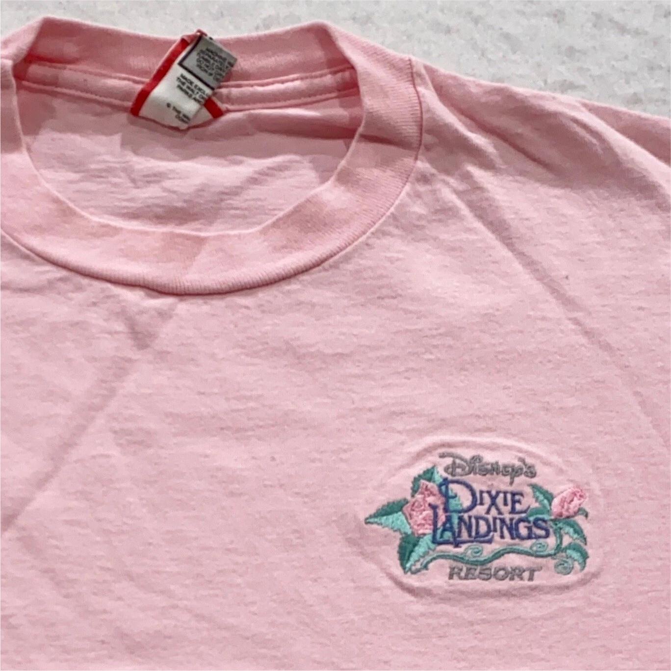 vintage 90s WALT DISNEY DIXIE LANDINGS RESORT EMBROIDERED T-Shirt MEDIUM/LARGE 2XL
vintage 90s WALT DISNEY DIXIE LANDINGS RESORT EMBROIDERED T-Shirt MEDIUM/LARGE 2XL