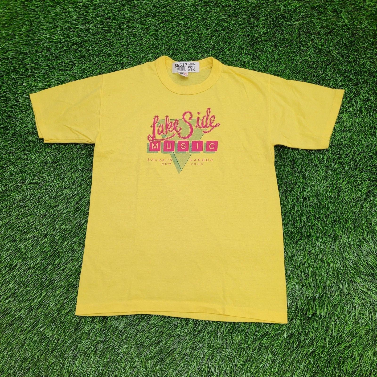 Vintage 80s Lake-Side Music Shirt Small 17x24 New-York 3XL
Vintage 80s Lake-Side Music Shirt Small 17x24 New-York 3XL