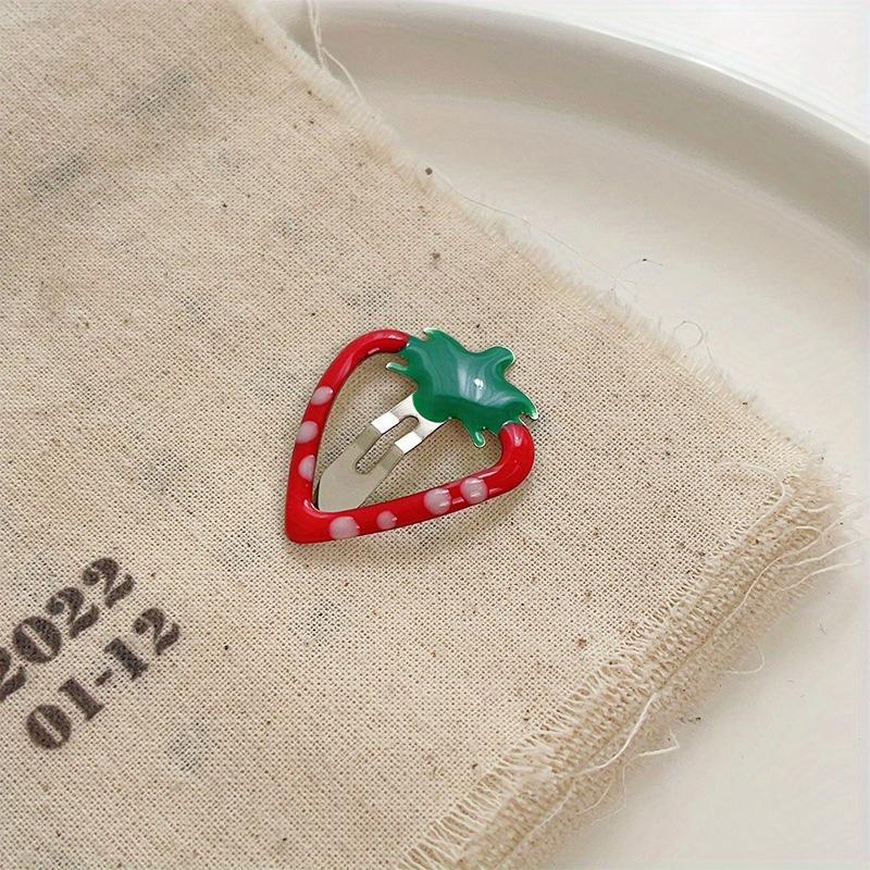 4pcs Women s Adorable Strawberry Shaped Hair Clip Set,Cartoon Colored Clamps for Girls and Women,Cute Hairstyle Accessory
4pcs Women s Adorable Strawberry Shaped Hair Clip Set,Cartoon Colored Clamps for Girls and Women,Cute Hairstyle Accessory