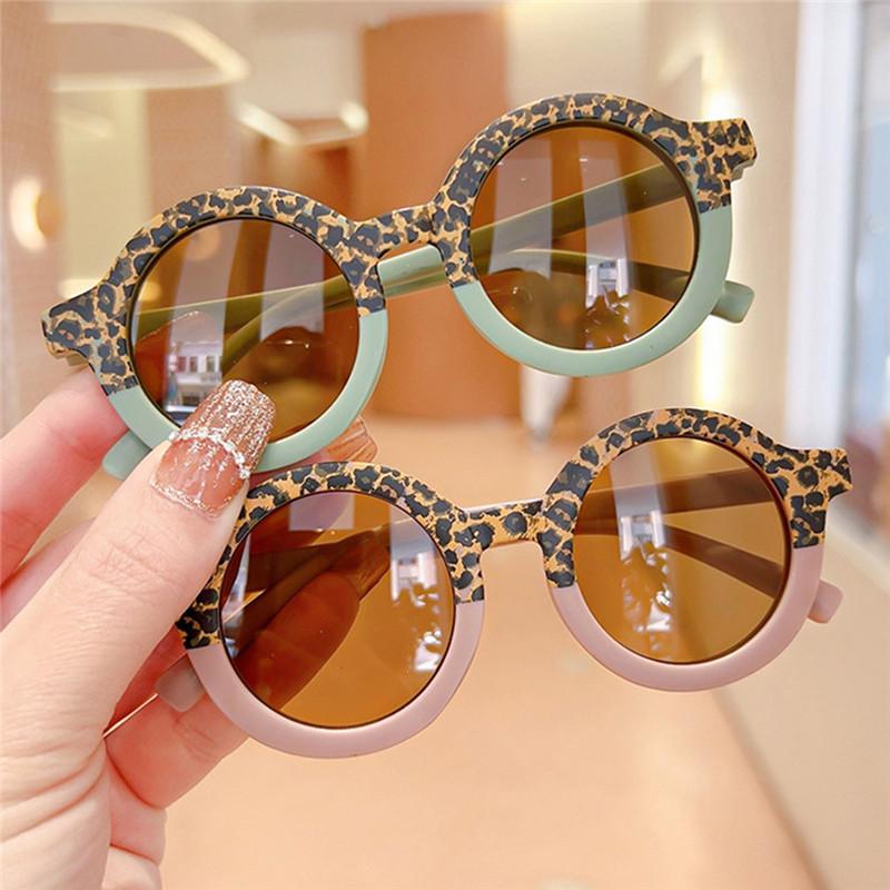 Girls Boys Cute Cartoon Sunglasses Children Sunglasses Retro Leopard Round Sunglasses Outdoor Uv400 Baby Shade Glasses Eyewear
Girls Boys Cute Cartoon Sunglasses Children Sunglasses Retro Leopard Round Sunglasses Outdoor Uv400 Baby Shade Glasses Eyewear