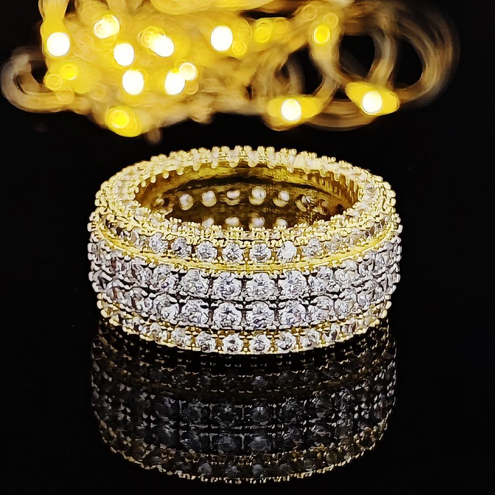 Trendy European & American Women s Plain Ring, Niche High-End Design, Model R7989 Size 7 золотий
Trendy European & American Women s Plain Ring, Niche High-End Design, Model R7989 Size 7 золотий