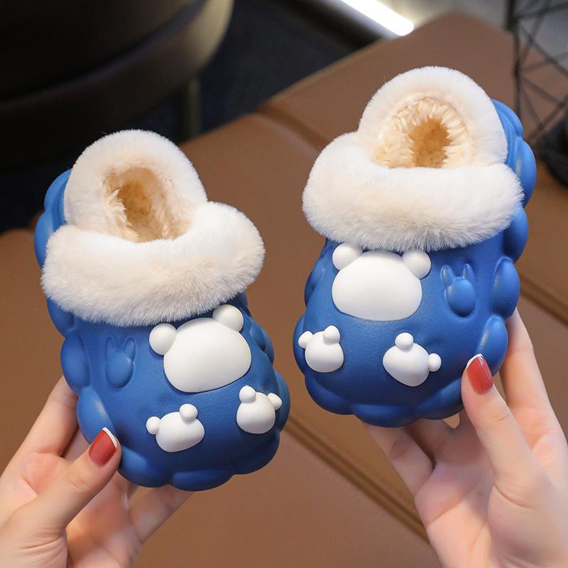 Winter cute new cotton children s cotton slippers girls detachable home bag heel warm plush girls cotton shoes 14CM (inner length 13CM)
Winter cute new cotton children s cotton slippers girls detachable home bag heel warm plush girls cotton shoes 14CM (inner length 13CM)