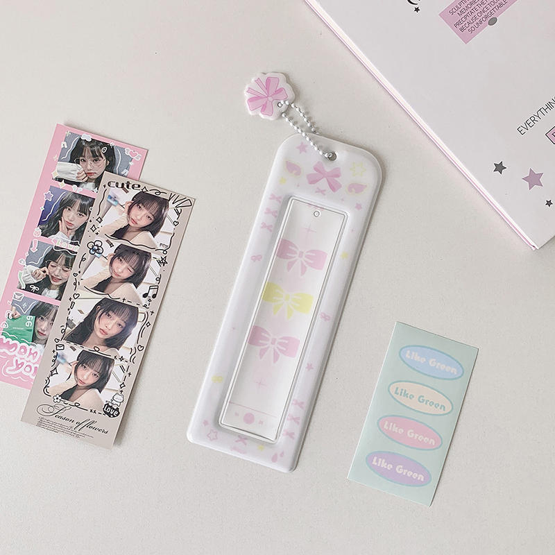 Girls Transparent Photo Card Holder Student Cartoon Star Design Long Style Photo Booth Strip Display Sleeves білий
Girls Transparent Photo Card Holder Student Cartoon Star Design Long Style Photo Booth Strip Display Sleeves білий