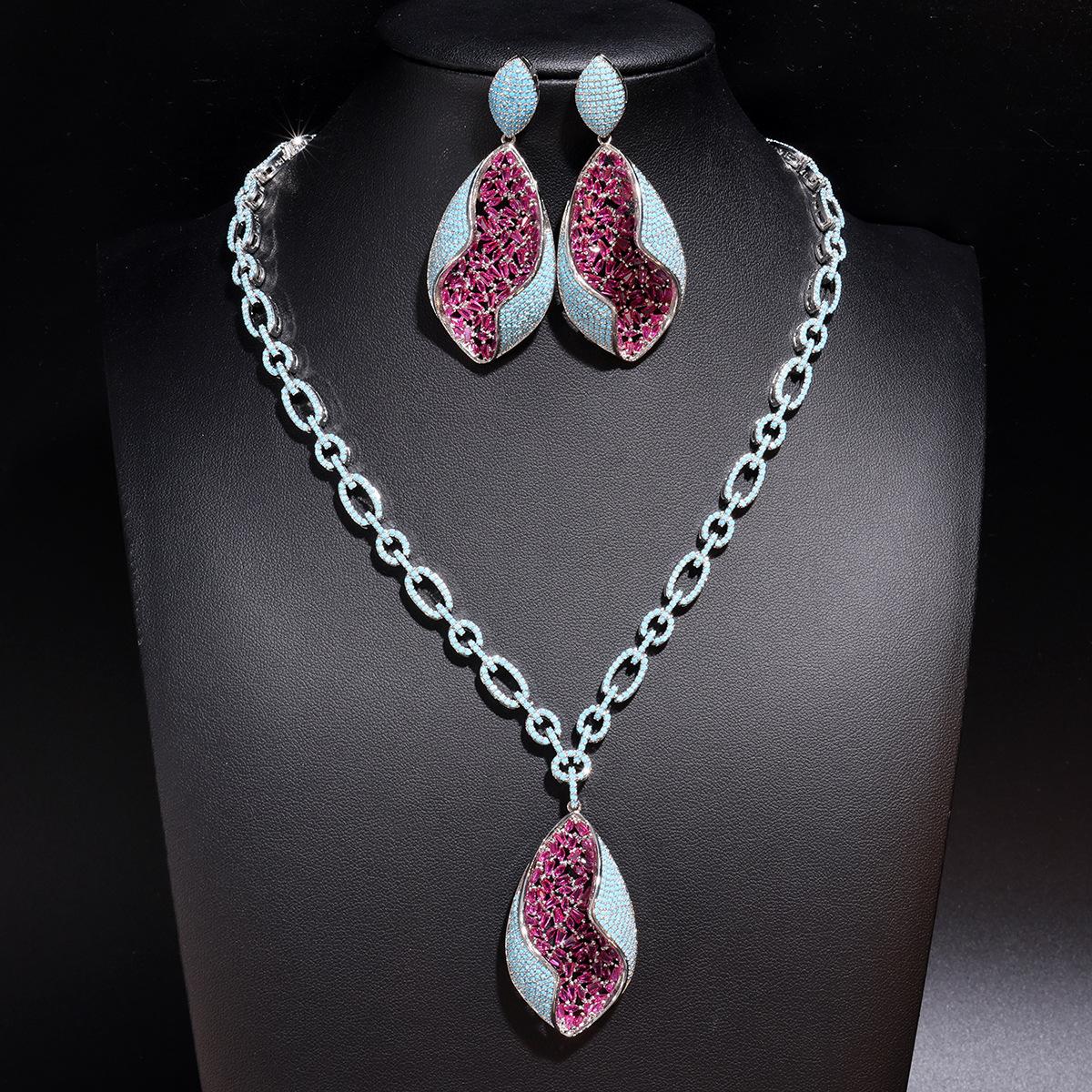 European and American Style Artistic Fine Jewelry Necklace Earring Set Women s Clothing Wedding Holiday Bridal Gift M-997 resizable
European and American Style Artistic Fine Jewelry Necklace Earring Set Women s Clothing Wedding Holiday Bridal Gift M-997 resizable
