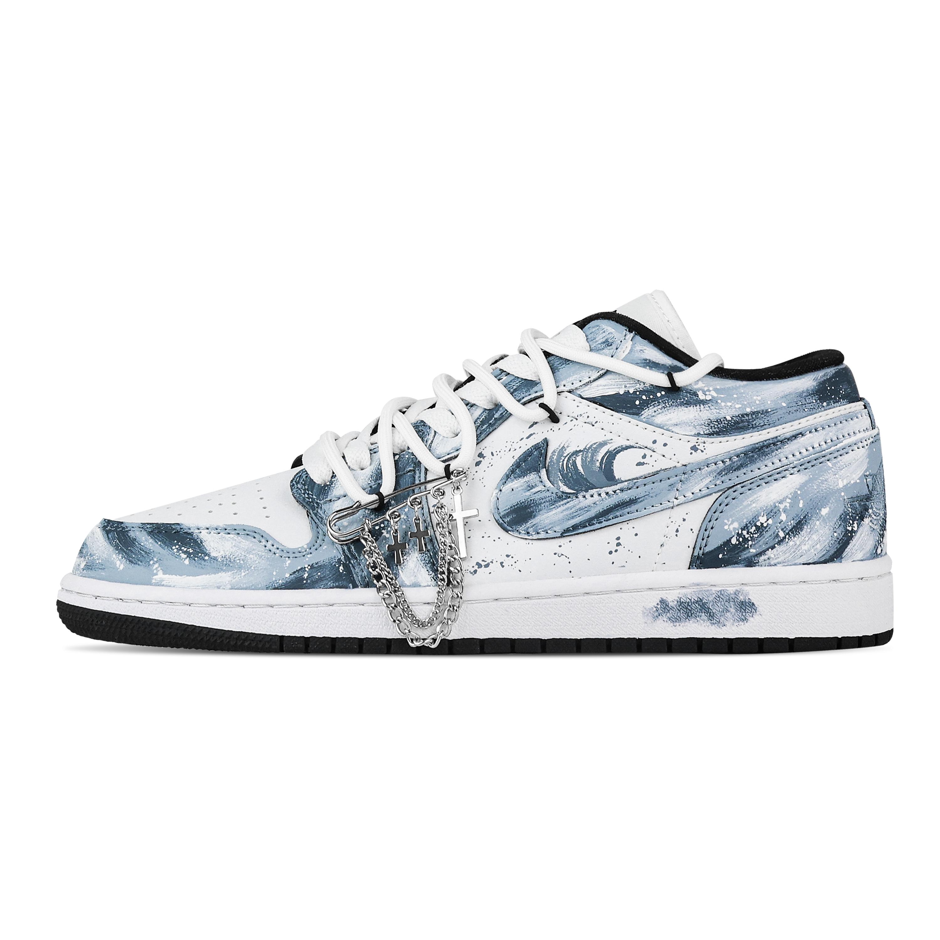 Jordan Air Jordan 1 Wave Soaring Abrasion Resistant Low top Vintage Basketball Shoes Unisex White Blue DC0774-101(Team773-) 44.5
Jordan Air Jordan 1 Wave Soaring Abrasion Resistant Low top Vintage Basketball Shoes Unisex White Blue DC0774-101(Team773-) 44.5