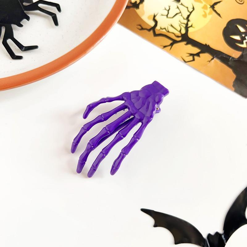 Halloween Skull Harajuku Hand Bone Hair Clip Side Clip Festive Atmosphere Ghost Hand Top Clip Hair Accessory purple
Halloween Skull Harajuku Hand Bone Hair Clip Side Clip Festive Atmosphere Ghost Hand Top Clip Hair Accessory purple