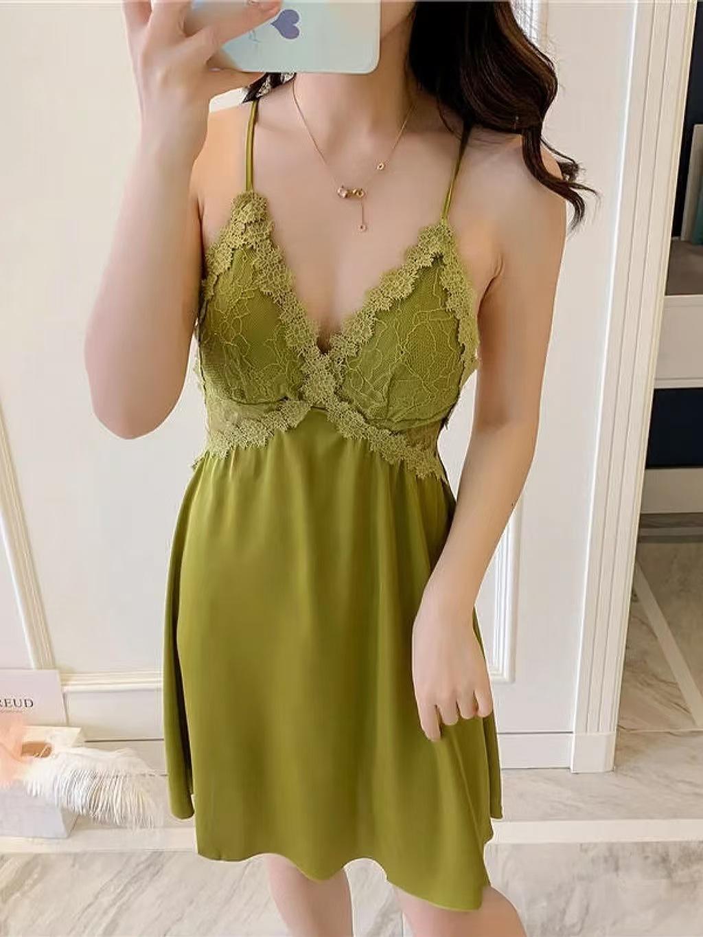 Moon tide sexy nightdress women with chest pad lace suspender pajamas hot private loungewear underwear pure desire suit L
Moon tide sexy nightdress women with chest pad lace suspender pajamas hot private loungewear underwear pure desire suit L