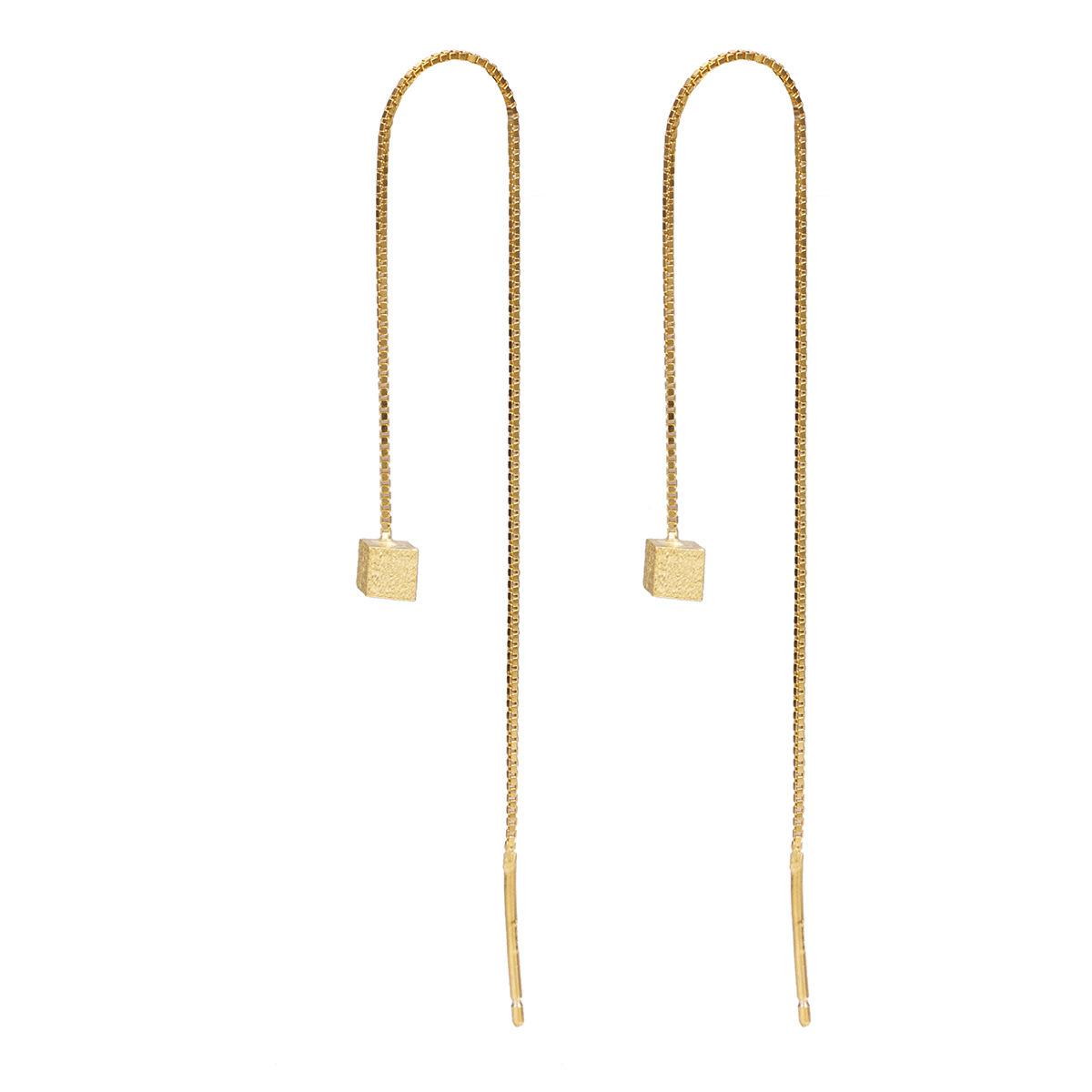 S925 стерлингового серебра с золотым шелковым узором маленькие квадратные женские серьги с бахромой в форме уха длинные модные легкие роскошные круглые серьги 925 silver
S925 стерлингового серебра с золотым шелковым узором маленькие квадратные женские серьги с бахромой в форме уха длинные модные легкие роскошные круглые серьги 925 silver