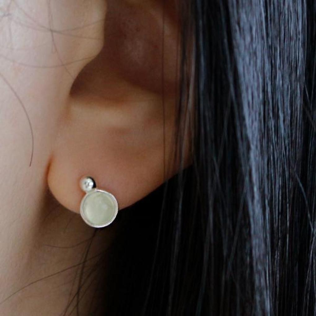 Women s Daily Accessory Sari Gemstone Round Earrings Silver Larimar
Women s Daily Accessory Sari Gemstone Round Earrings Silver Larimar