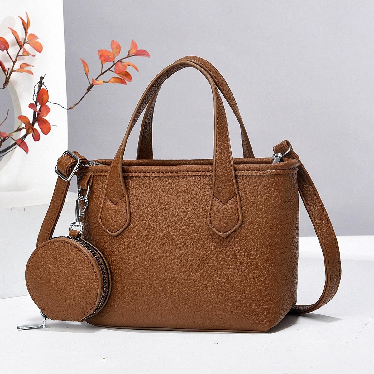 Handbag bag vegetable basket women s bag high-end small bag travel storage shoulder messenger bag 22*11*16 коричневый
Handbag bag vegetable basket women s bag high-end small bag travel storage shoulder messenger bag 22*11*16 коричневый