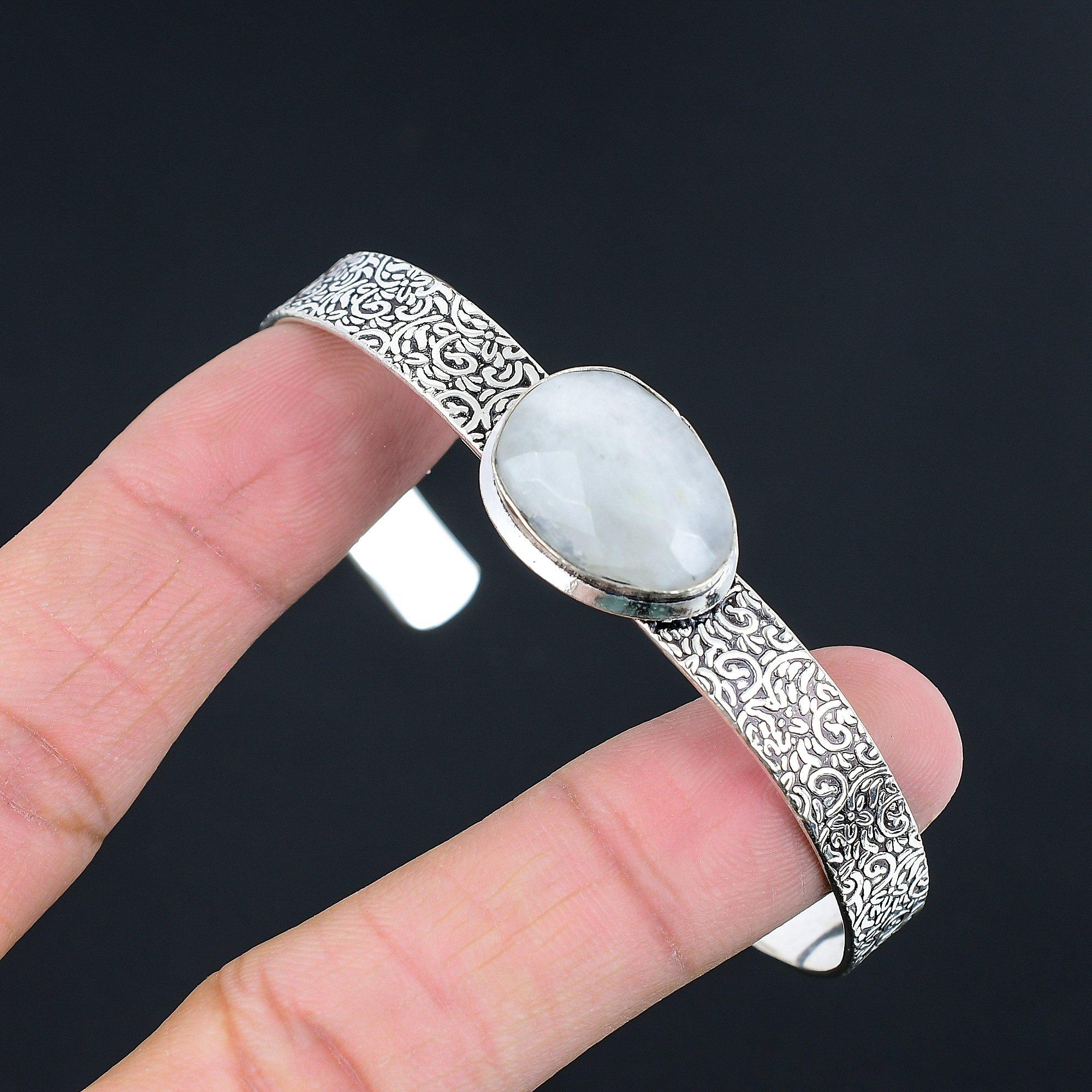 Friendship Day Deal Oval Rainbow Moonstone Gemstone 925 Silver Bangle Bracelet Adjustable
Friendship Day Deal Oval Rainbow Moonstone Gemstone 925 Silver Bangle Bracelet Adjustable